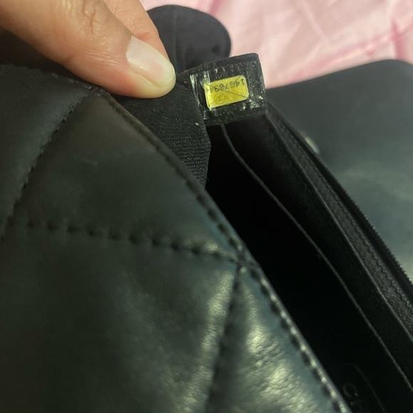 Chanel “In The Business” Maxi - Picture 2 of 13